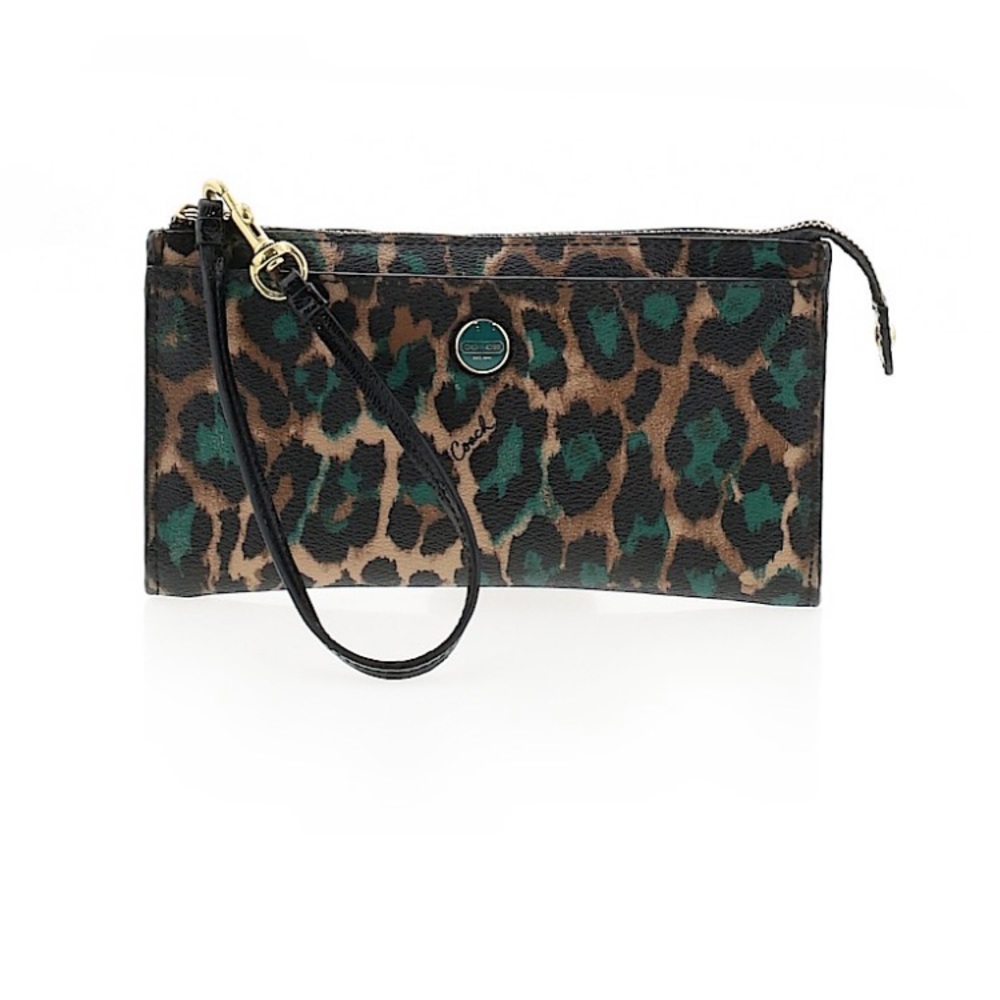 Coach cheetah print wristlet (nearly perfect)
